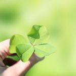 離婚の無料相談ならラプラージュへ。兵庫・神戸・明石・芦屋・西宮・尼崎・大阪ほか全国対応。夫(妻)の不倫,浮気・暴力,ＤＶ・借金・モラハラ等の離婚原因、子供の親権・養育費、別居・法律,手続き,条件,方法,費用・弁護士,行政書士に離婚協議書や公正証書の作成・慰謝料,財産分与,年金分割等の記載などの依頼